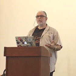 Luciano Ramalho speaking at PyBay 2019